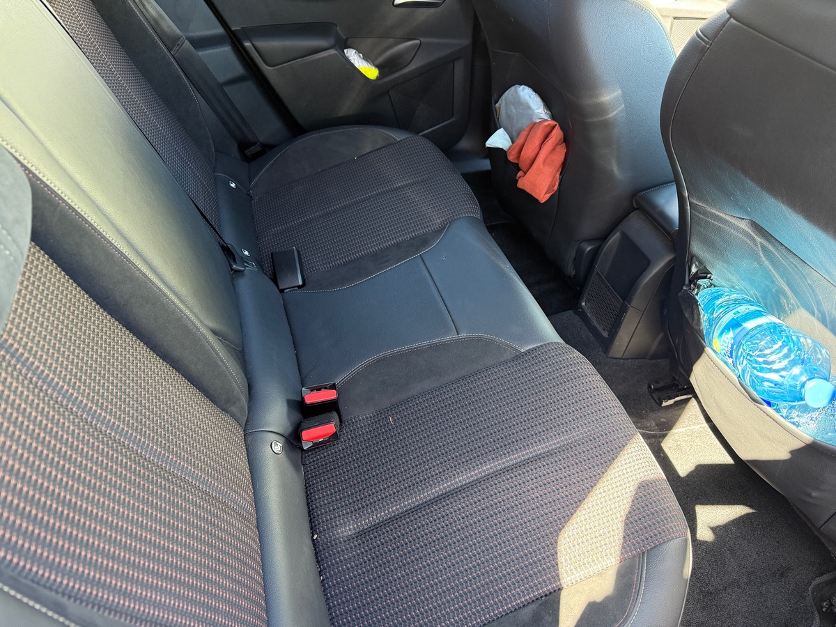 Citroën DS3 CROSSBACK 130 BLUEHDI EAT8 PERFORMANCE LINE, SUIVI COMPLET, CARPLAY