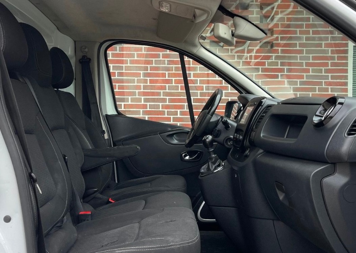 Opel Vivaro 1.6 Biturbo CDTI Kasten L1H1 2.7t