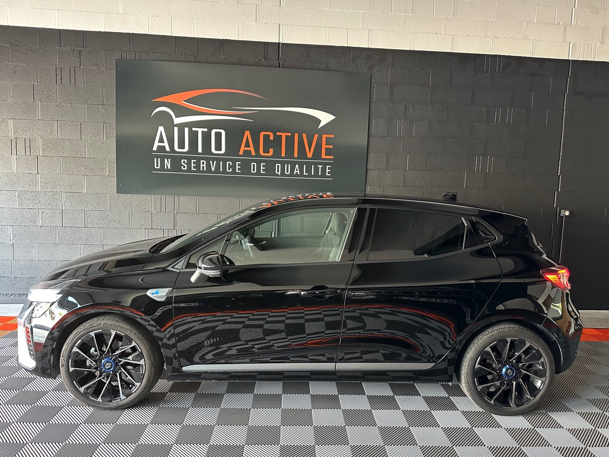 RENAULT Clio Phase 2 E-TECH ESPRIT ALPINE 1.6 i 16V GPF 145 Hybrid