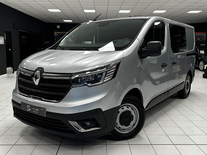 Image: Renault Trafic III 2.0 DCi 150 L1H1 CABINE APRO 6 PLACES / TVA RECUPERABLE