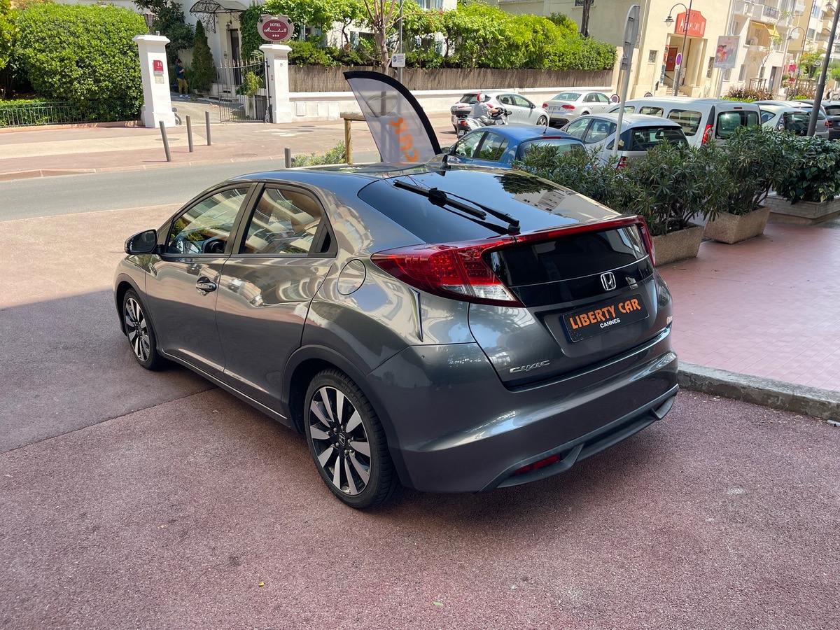Honda Civic 1.6 dtec 120 CV / 5 Portes / Caméra / Jantes