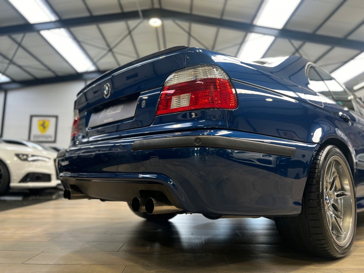 Bmw M5 (E39) V8 5.0 400 AVUSBLAU