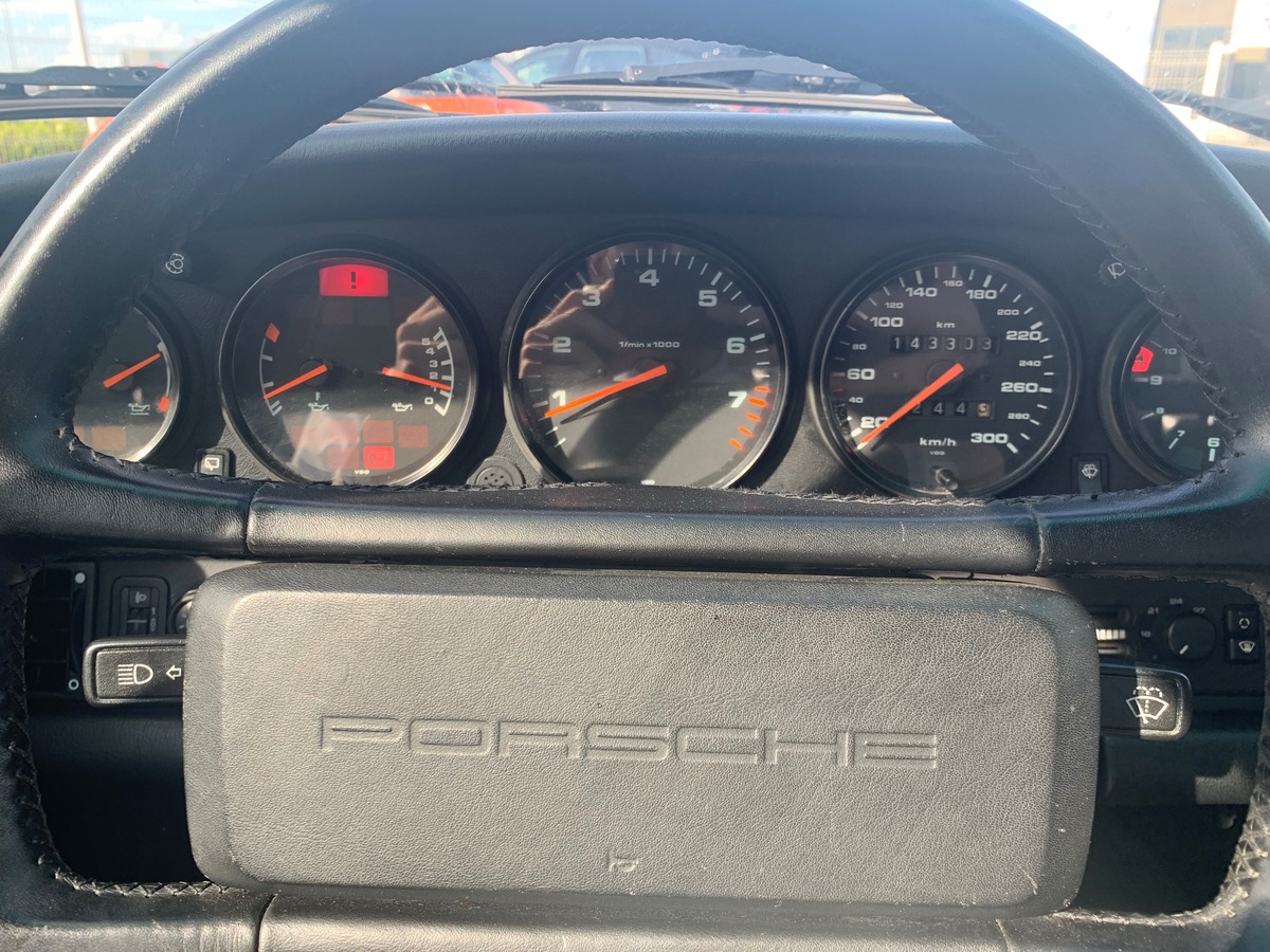 Porsche 964 CARRERA 2