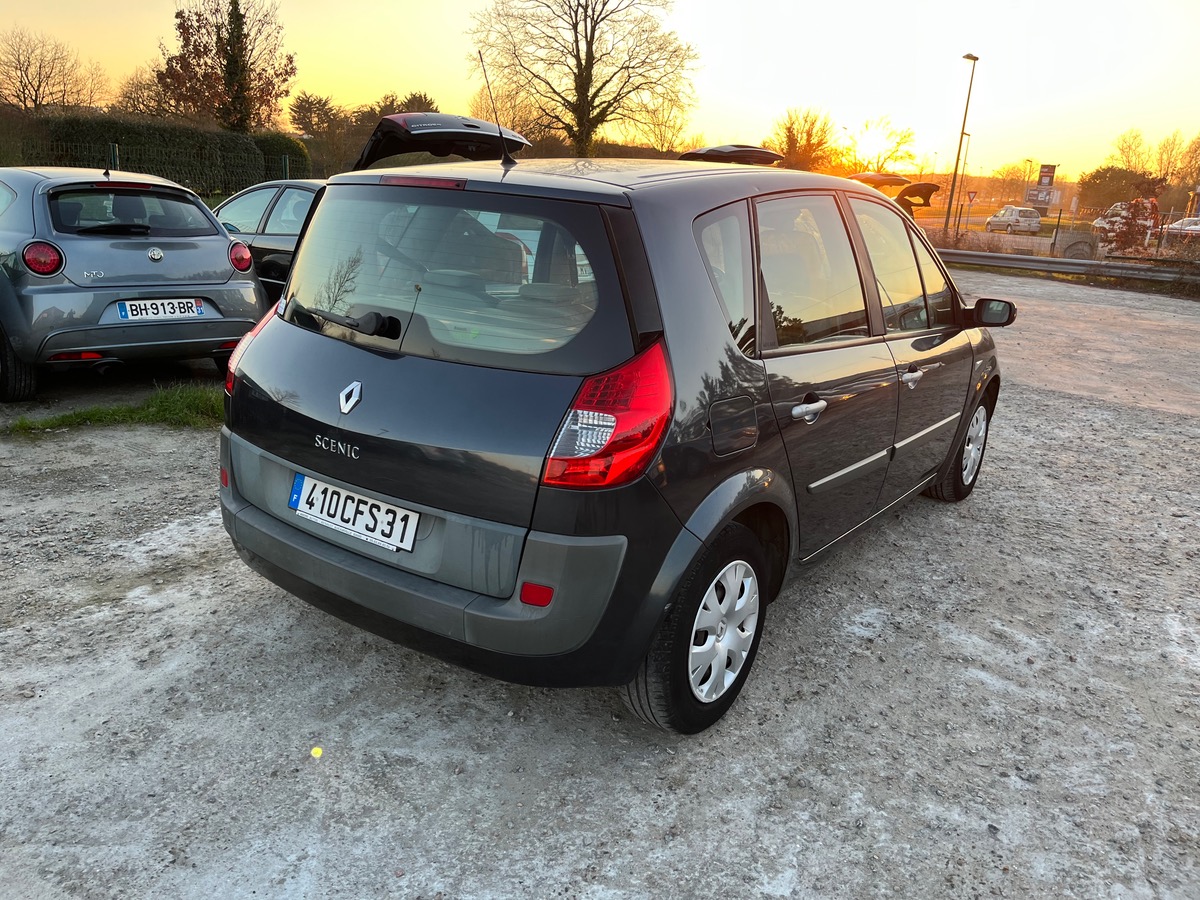 RENAULT Scenic 1.5 dci 131859km