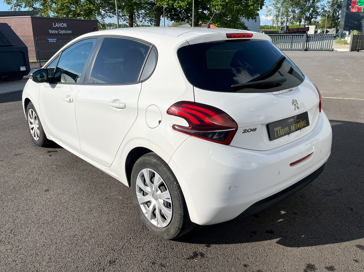 Peugeot 208 1.2 puretech 82 style