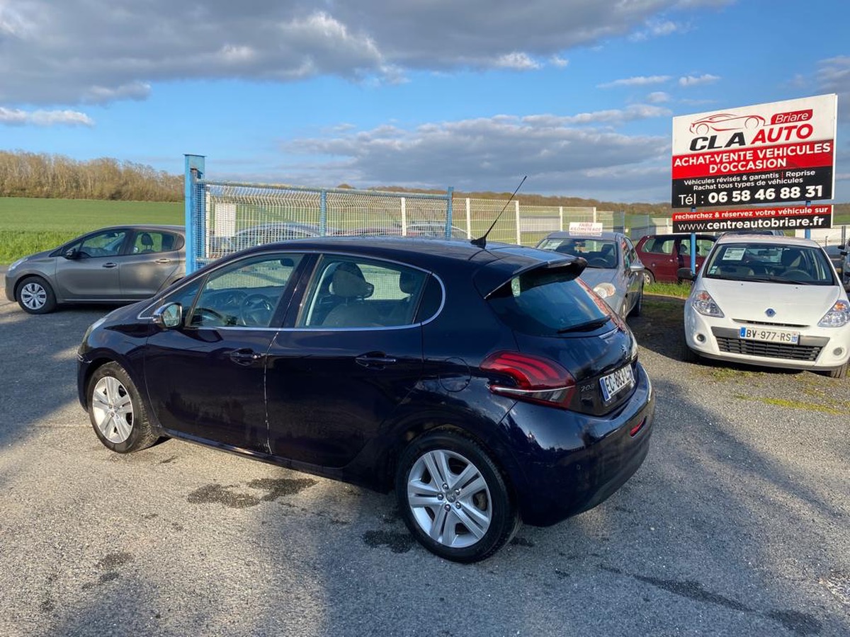 Peugeot 208 1.6 bluehdi 100cv 1ere main 230000km