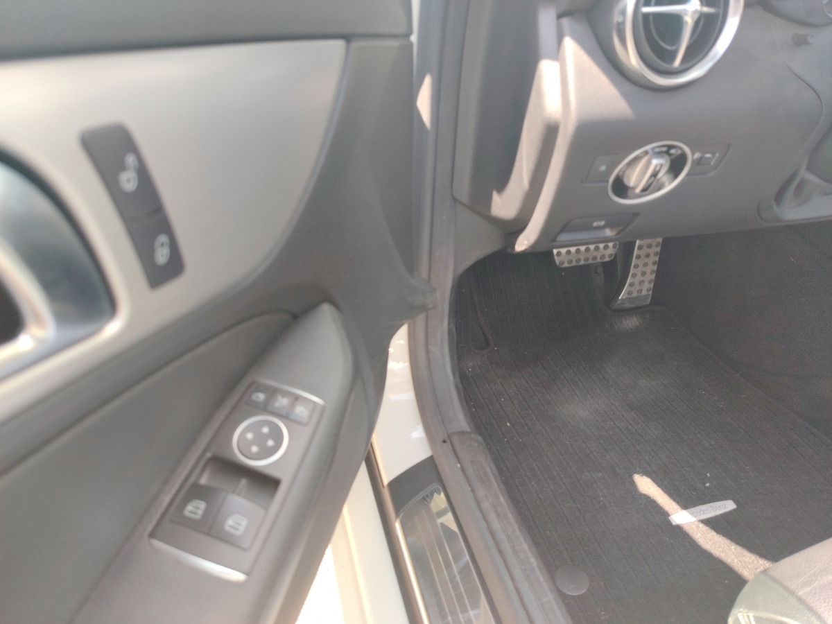 Mercedes-Benz Classe SLK 200 blue efficiency 100 % Française