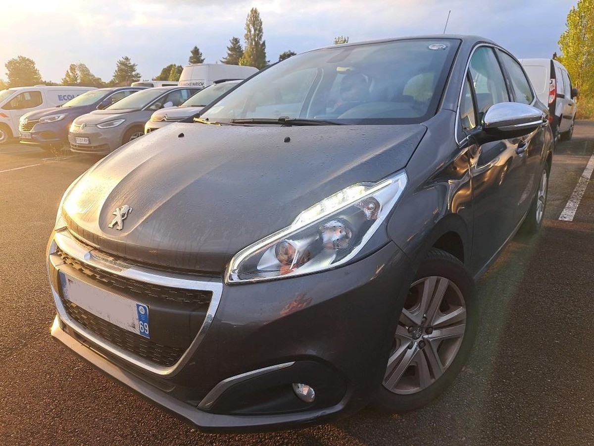 Peugeot 208 1.2 PURETECH 110 S&S ALLURE BUSINESS