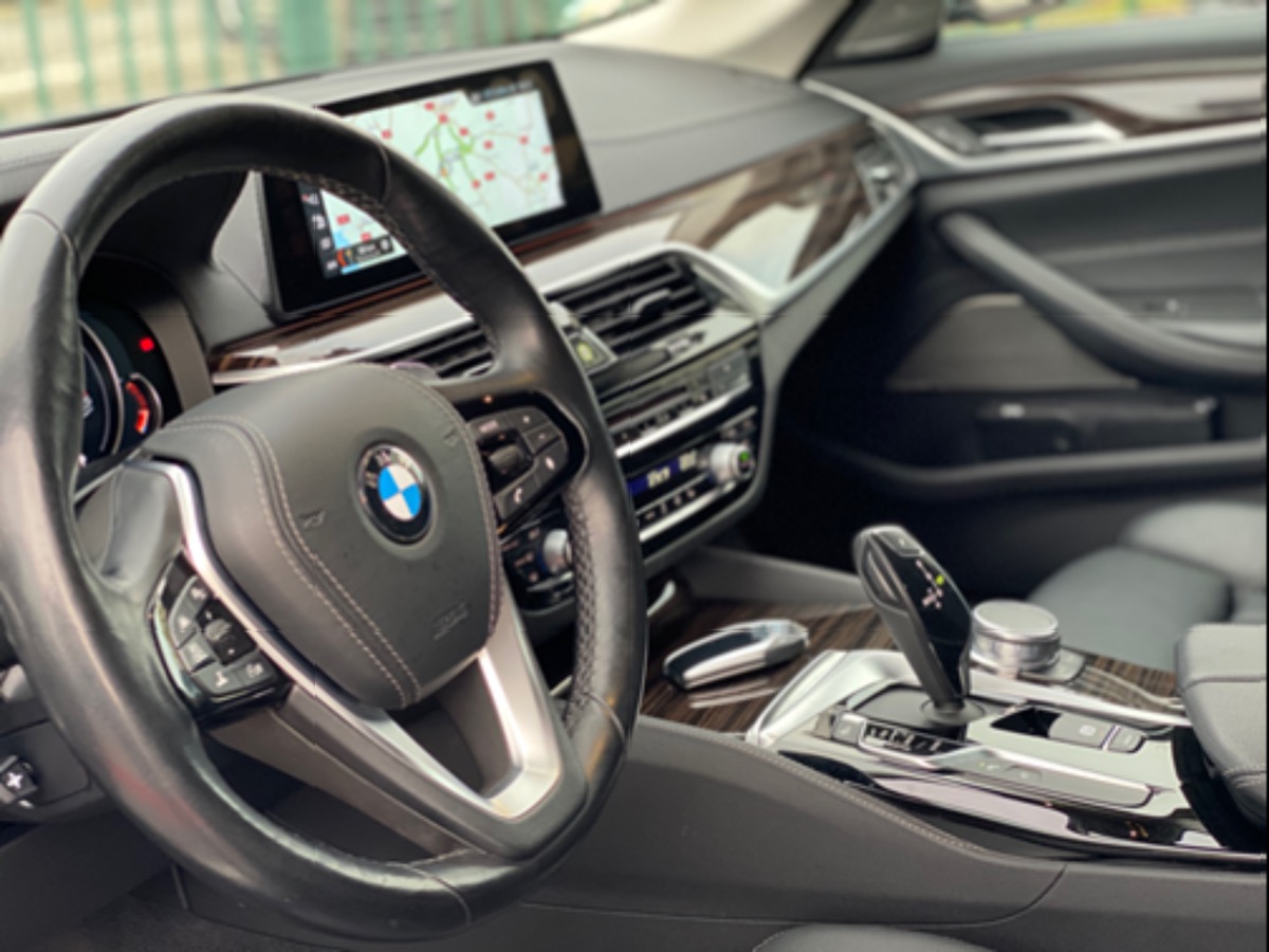 Bmw Série 5 530D G31 XDRIVE LUXURY LINE 265 A