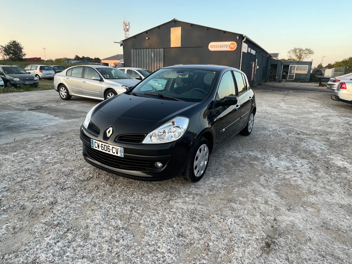 RENAULT Clio 1.5 dci