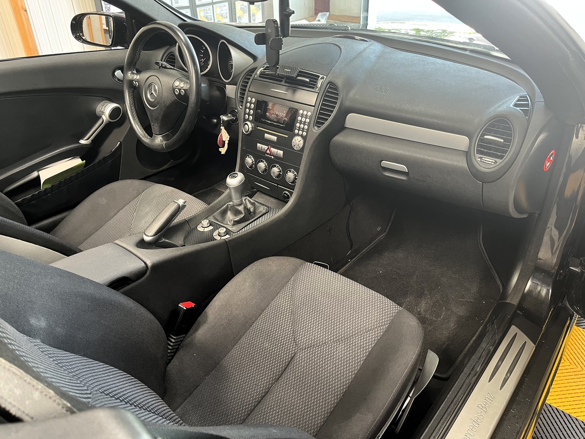 Mercedes-Benz Classe SLK CABRIOLET II 200 163 CH KOMPRESSOR