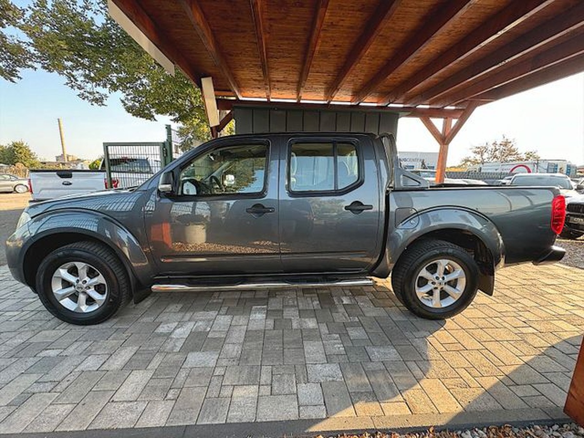 Nissan Navara Pickup Double Cab XE