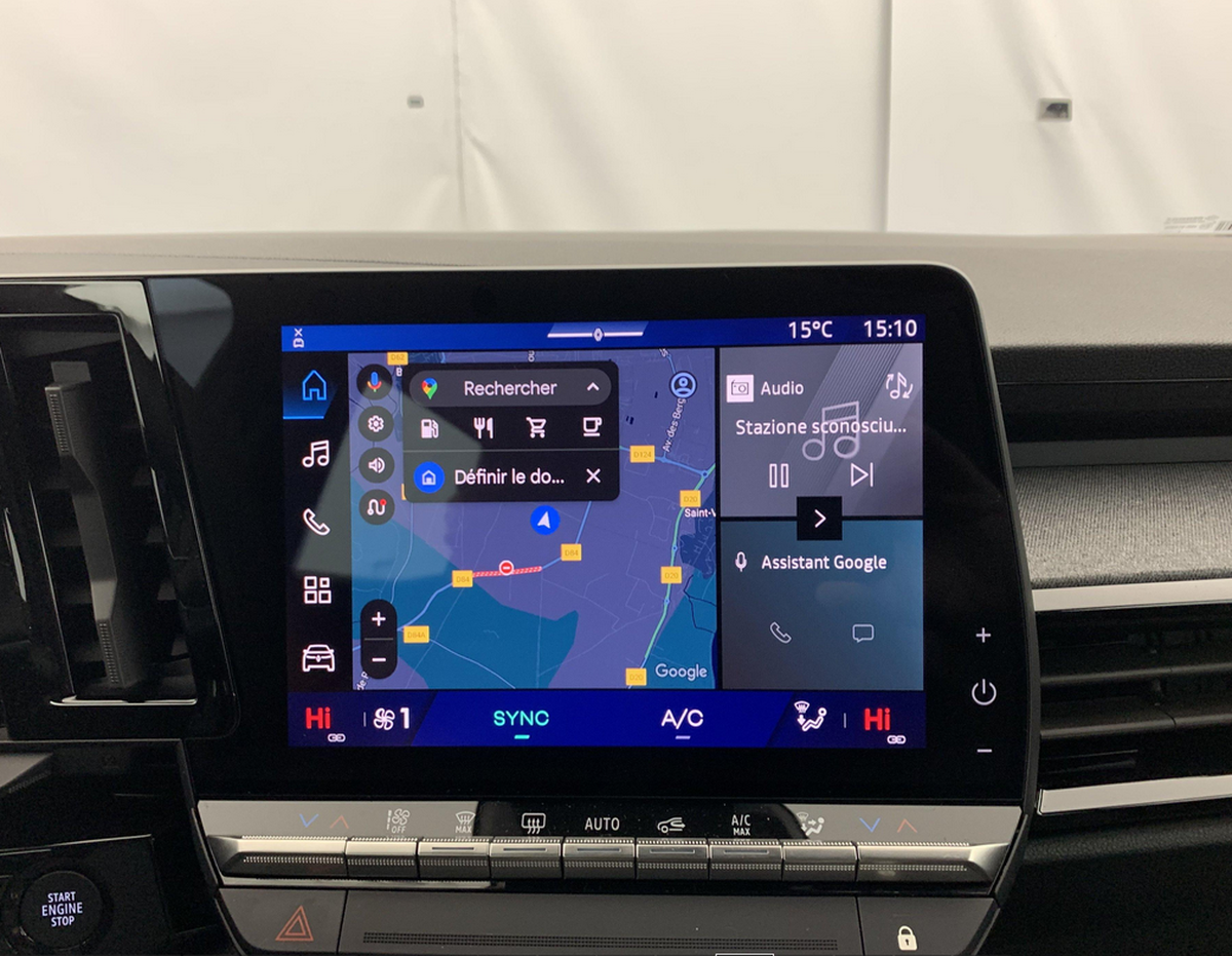 RENAULT Austral E-Tech full hybrid 200 GSR2 Evolution  Prix catalogue 42 500,00 € TTC