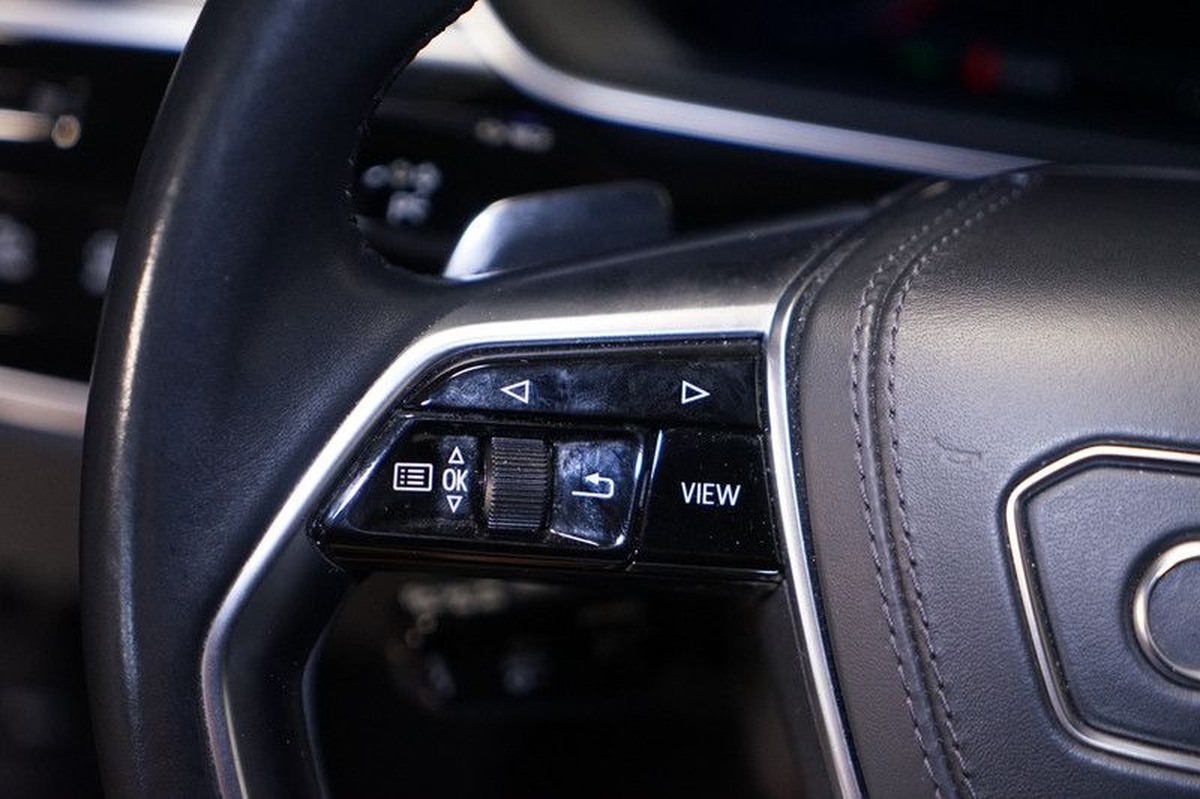Audi A8 50 TDI 286ch Avus quattro tiptronic 8 B&O Toit ouvrant Caméra 360