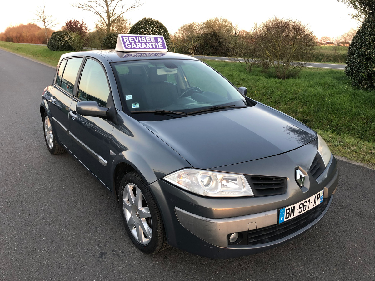 RENAULT Megane 1.6 CONFORT AUTHENTIQUE 106 417 KMS