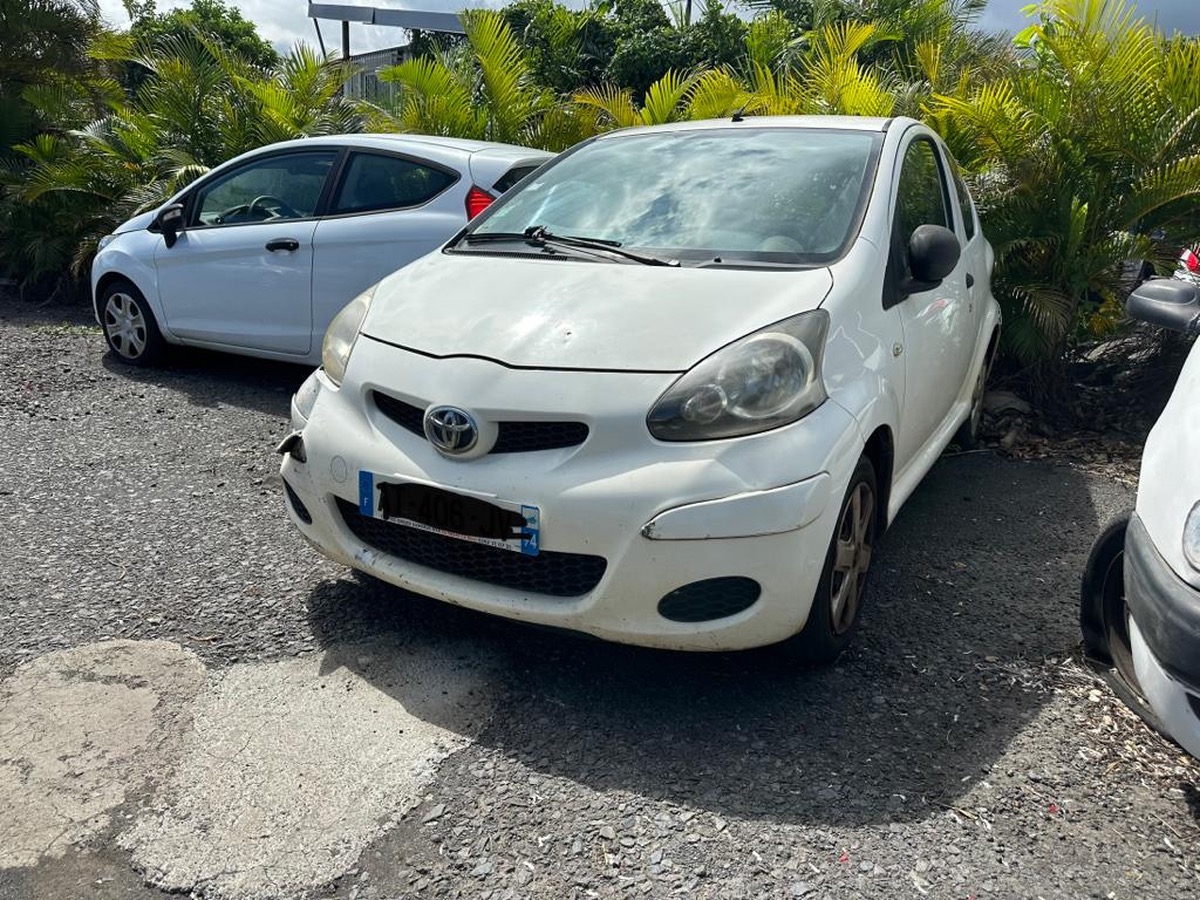 Toyota Aygo EN ETAT 1.0 x SPORT AUTO