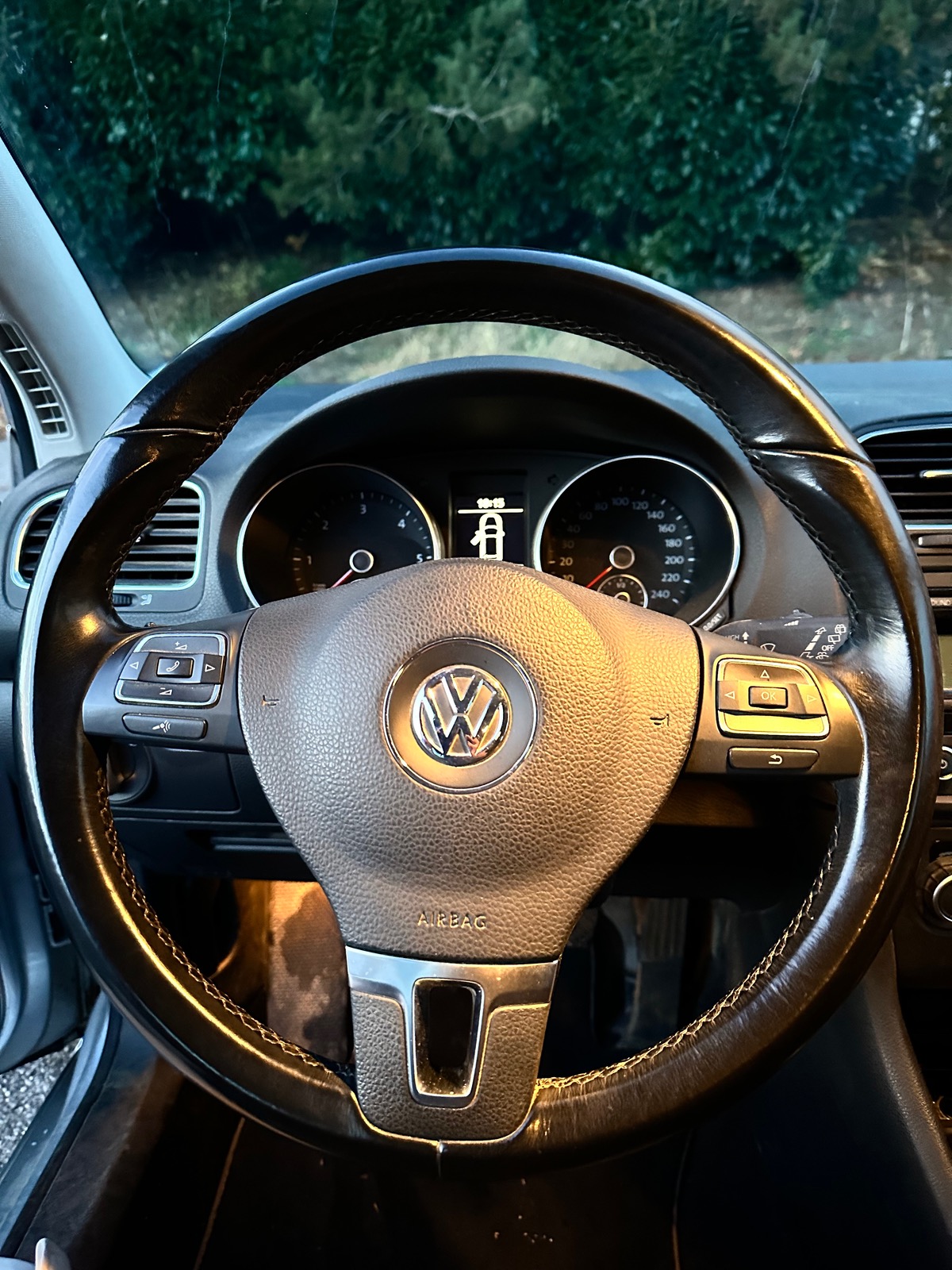 Volkswagen Golf 6 / 2.0 tdi / garantie 3 mois offert