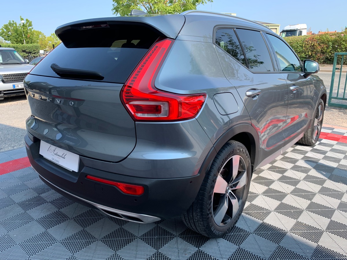 Volvo XC40 D3 150 MOMENTUM GEARTRONIC 8 e