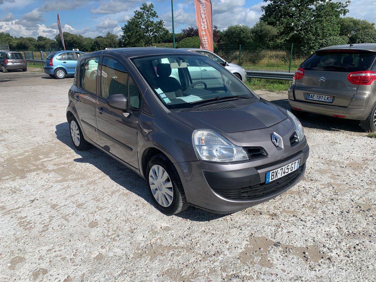 RENAULT Modus 1.5 dci 127654KM