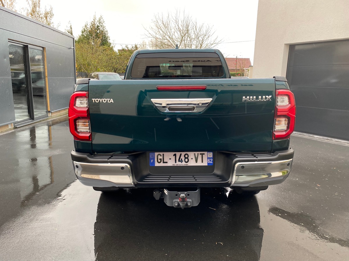 Toyota Hilux 2.4 D4D 150 CH BVA LOUNGE / 11870 KMS