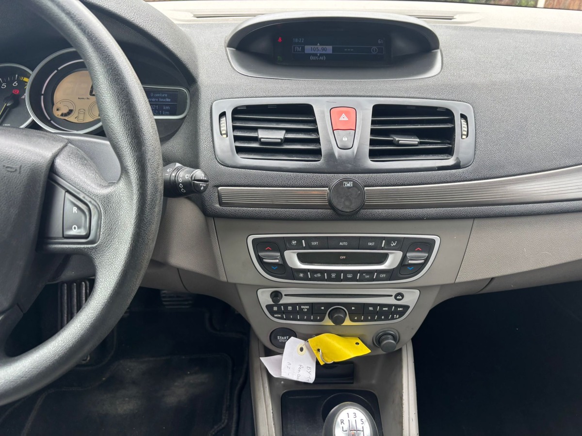RENAULT Megane III E85 EXPRESSION - Révisée - Garantie