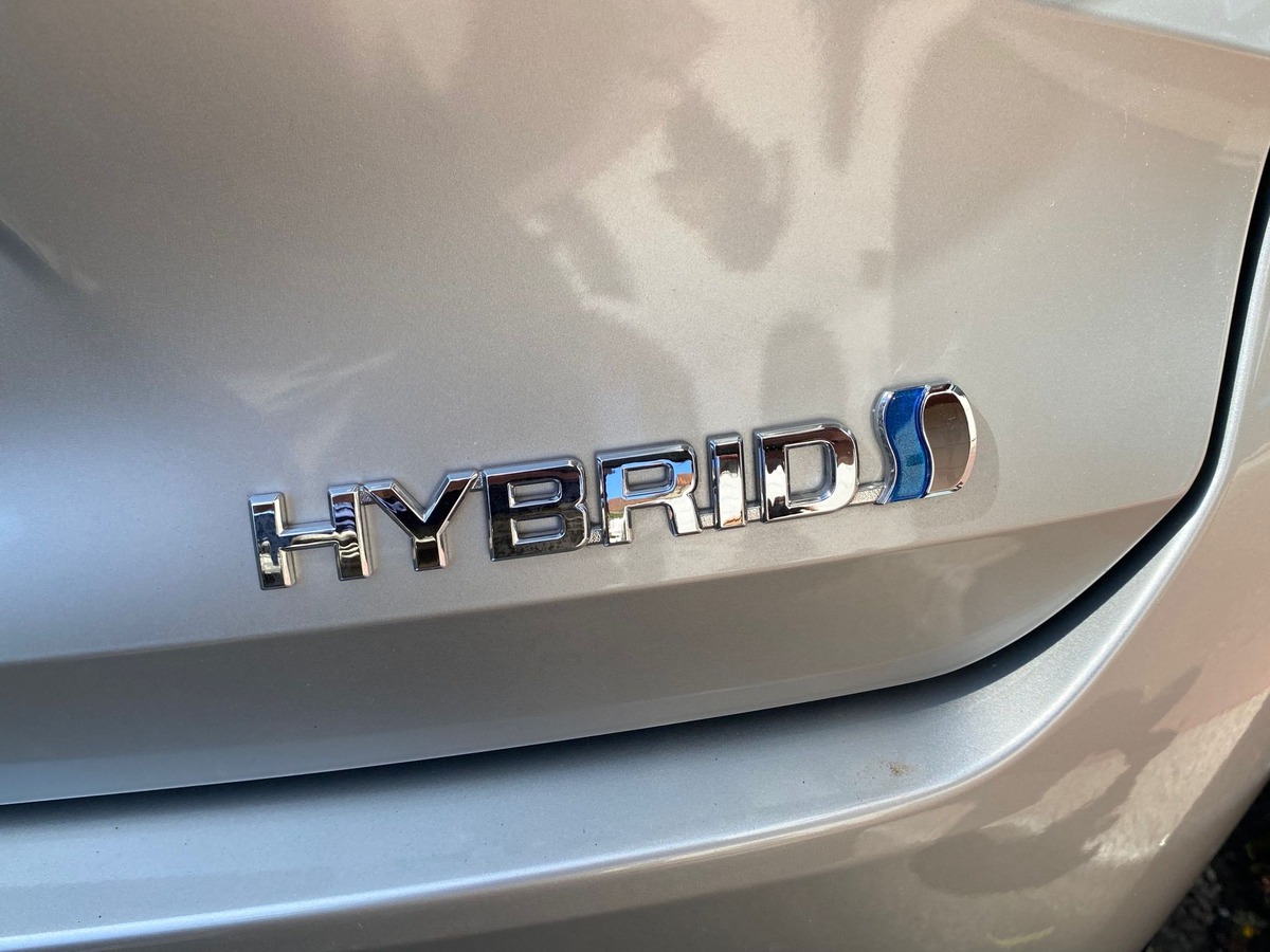 Toyota Corolla TOURING DYNAMIC 1.8 HYBRIDE 122