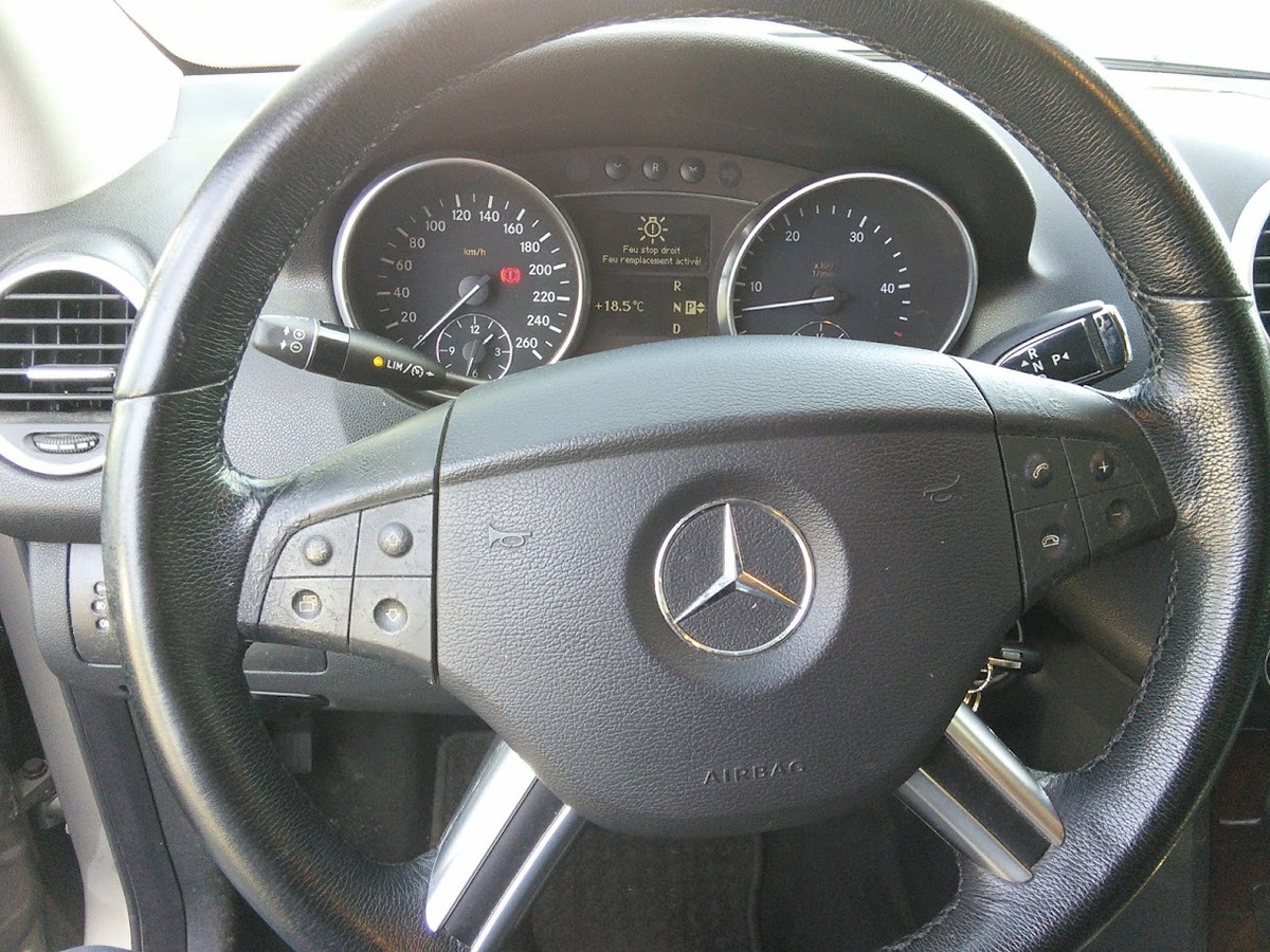 Mercedes ML 320 CDI 4MATIC 3.0 224 V6 255561km