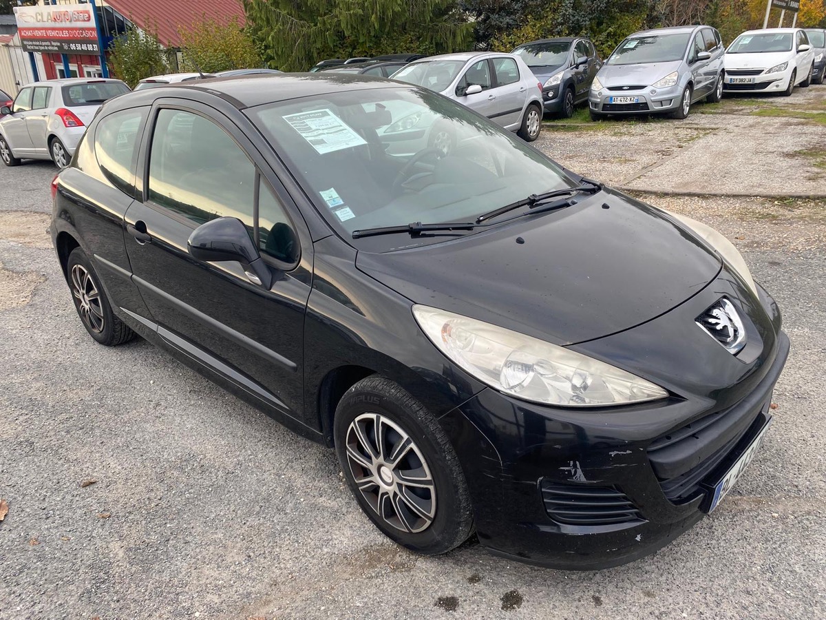 Peugeot 207 1.4i 75cv 167004km confort