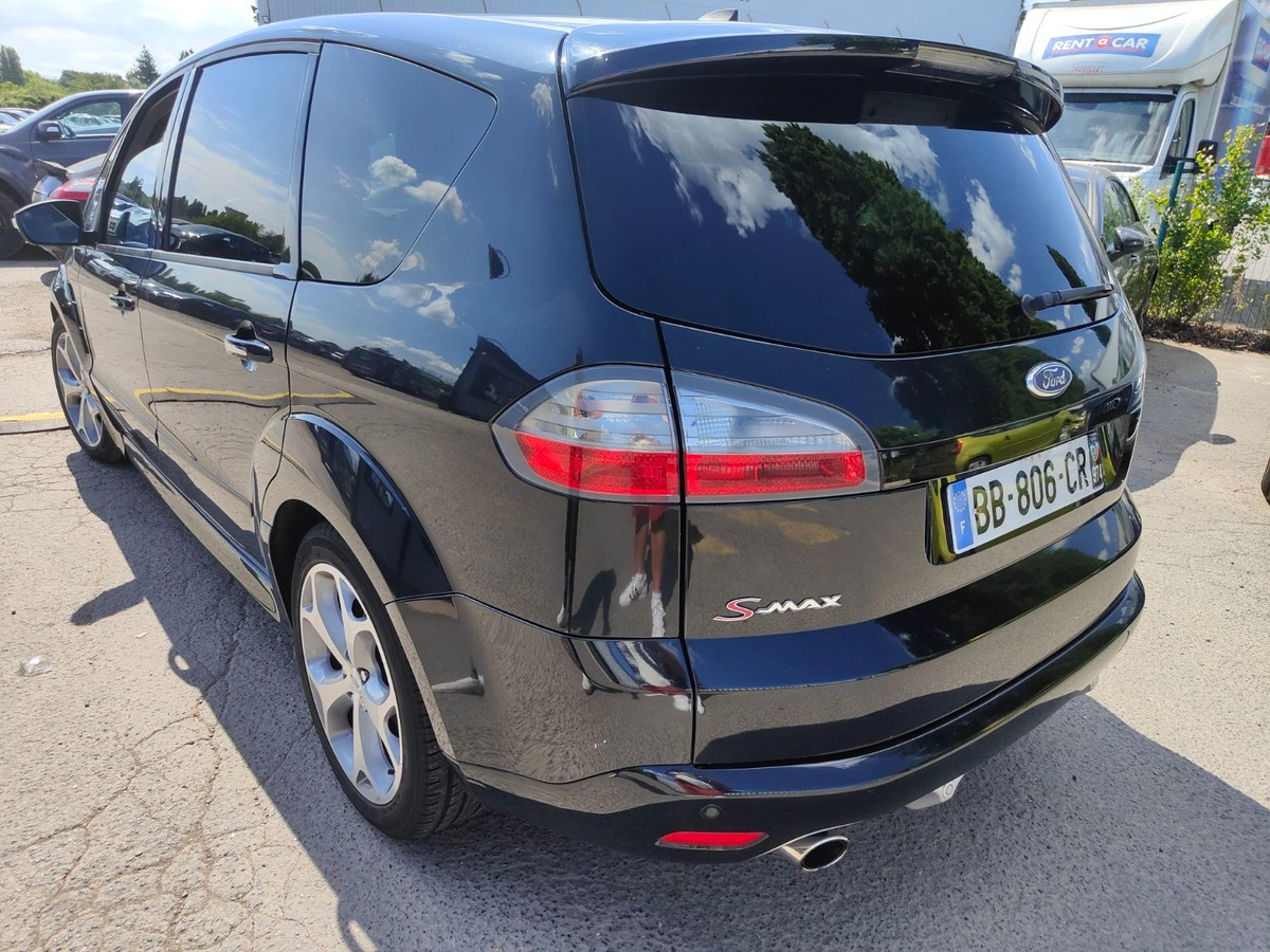 Ford S-max titanium