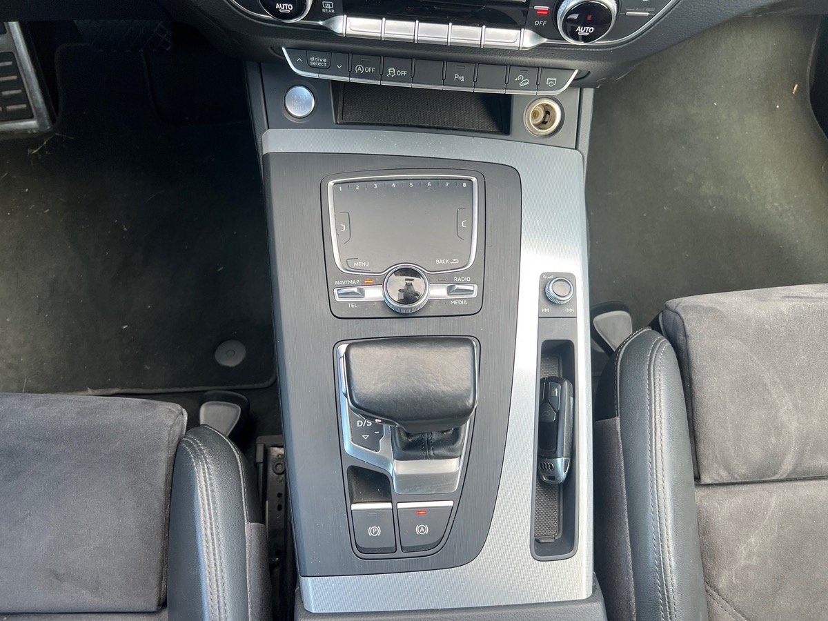 Audi AUDI Q5 2L TDI 190ch  S TRONIC QUATTRO DESIGN LUX,  SUIVI COMPLET, DIGITAL COCKPIT