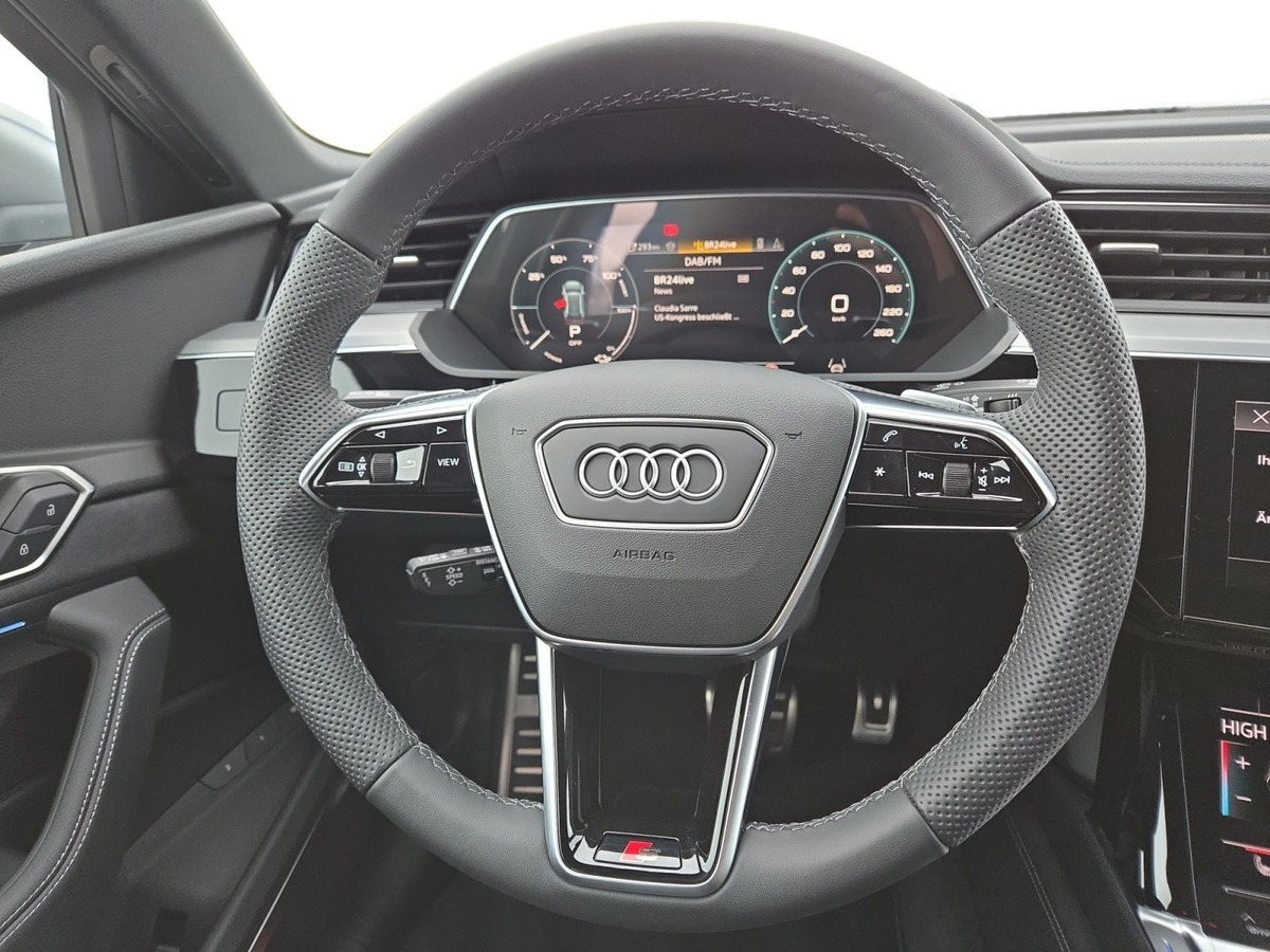 Audi SQ8 e-tron Sportback e-tron 503ch quattro Toit ouvrant Bang&Olufsen Attelage