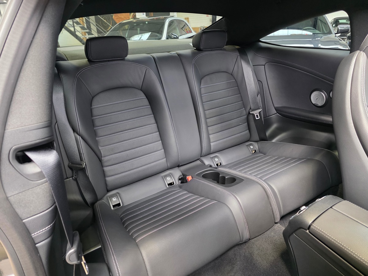Mercedes-Benz Classe C 200 COUPE PHASE 2 AMG LINE 184 // TOIT OUVRANT / BURMESTER