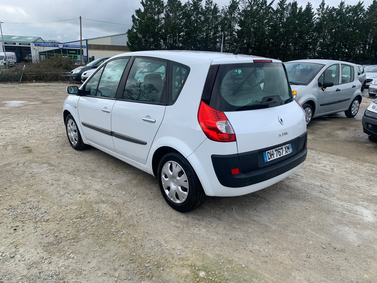 RENAULT Scenic 1.9 dci 130CH 79283KM