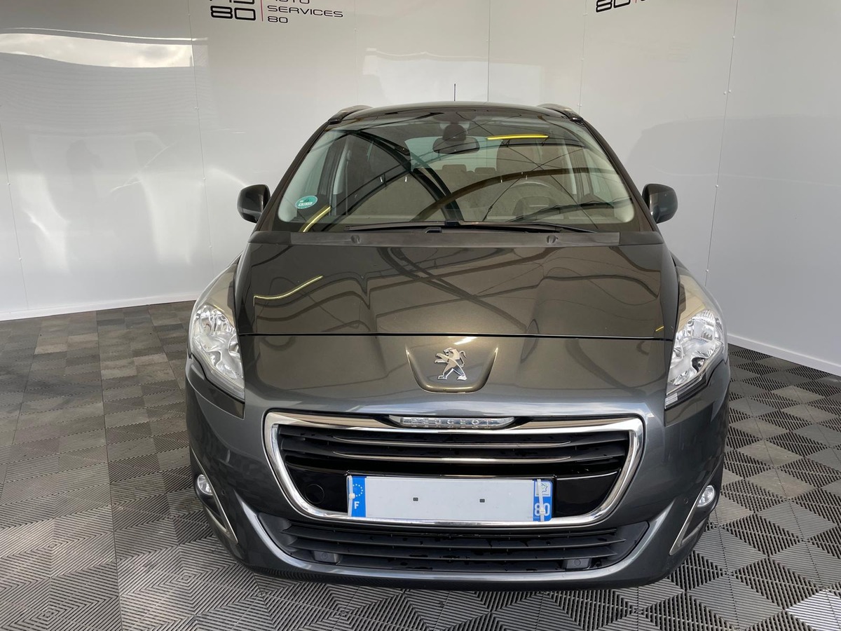 Peugeot 5008 1.6 BLUE-HDI 115 7 PLACES ALLURE