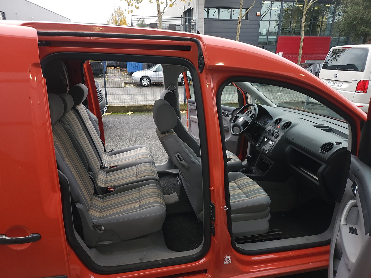 Volkswagen Caddy CADDY III - VERSION TRAMPER - 75CH DIESEL