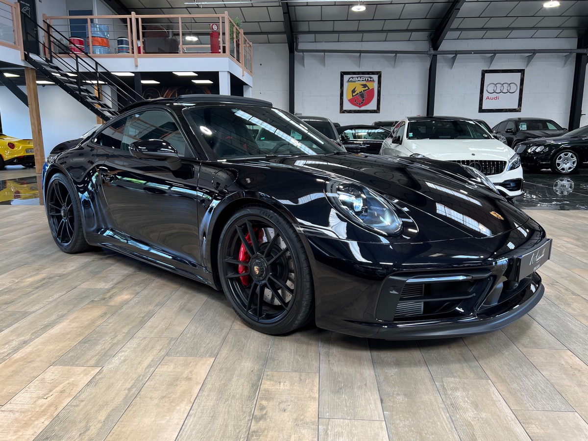 Porsche 911 992 CARRERA 4 GTS COUPÉ FULL hK