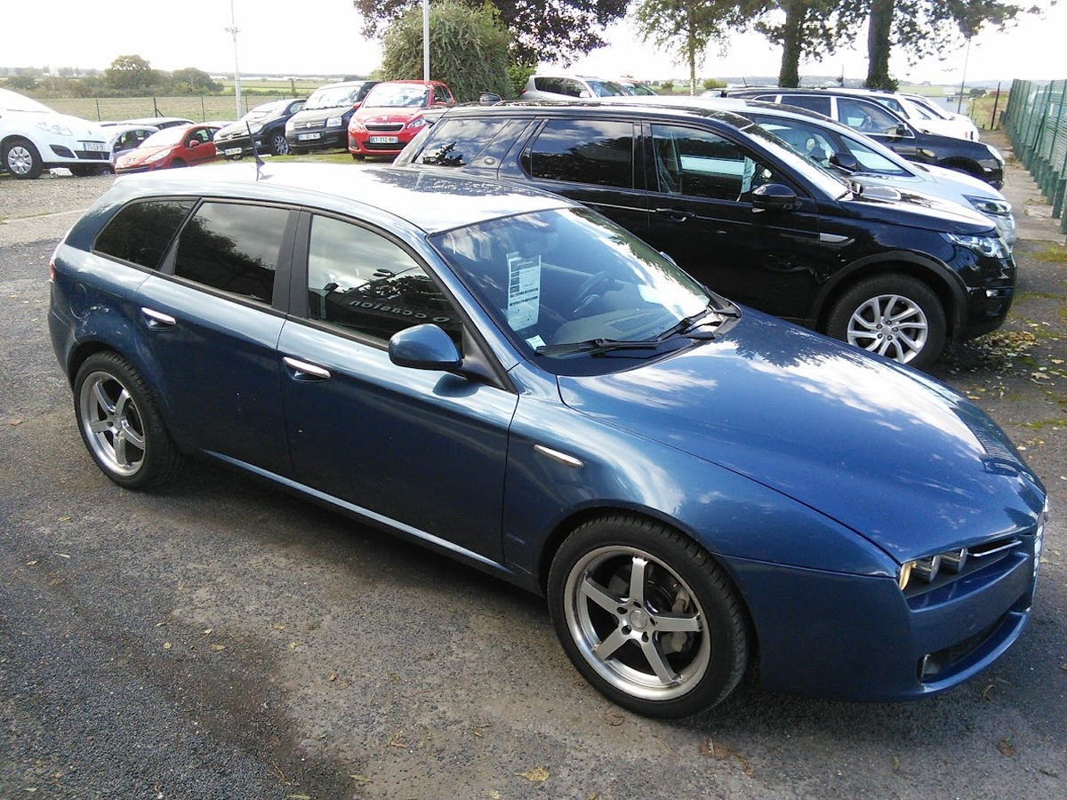 Alfa Romeo 159 Sportwagon 1.9 JTDM Break 150 CLIM