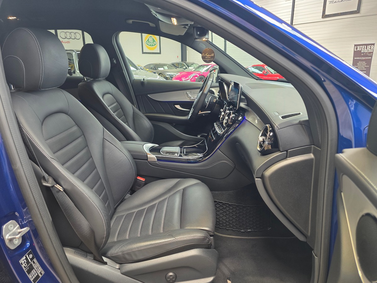 Mercedes-Benz Class GLC 3.0 43 AMG 390 PHASE 2 // SIEGES CHAUFFANTS / VENTILES // CAM / 21