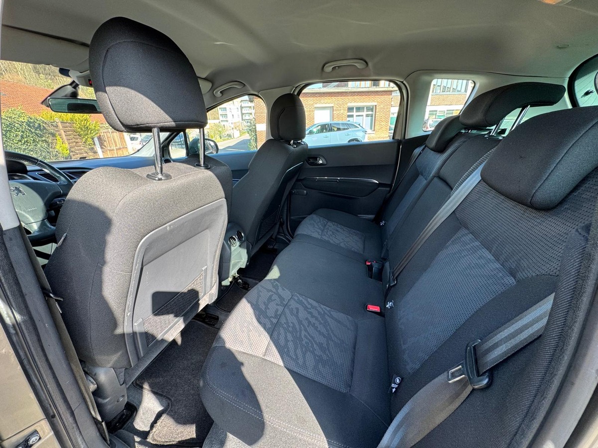 Peugeot 3008 1.6 HDI 110-PREMIUM-DISTRIBUTION OK-GARANTIE