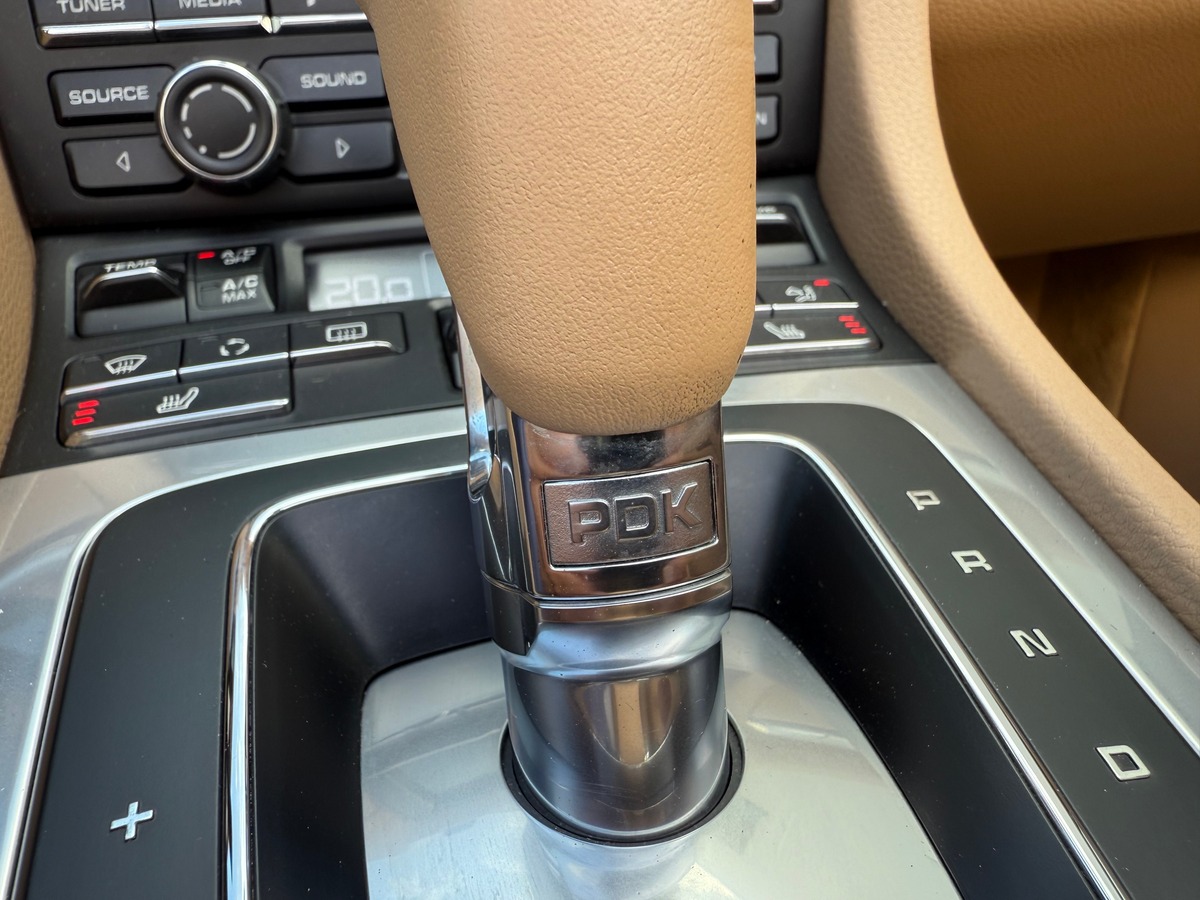 Porsche Boxster 2.7L  / 265 CH / 42372 KMS