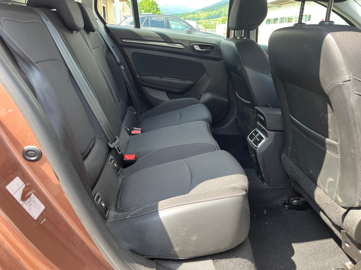 RENAULT Megane IV ESTATE 1.6 E-TECH PLUG-IN HYBRIDE 160 BUSINESS