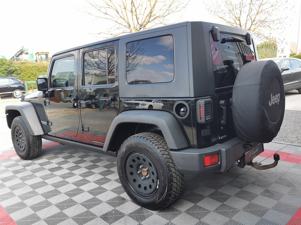 Jeep Wrangler 2.8 CRD 4WD 177 JK RUBICON aa