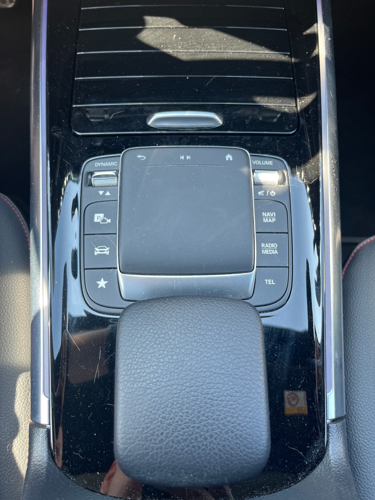 Mercedes-Benz EQA 250 AMG 190ch, SUIVI MERCEDES,SIEGES CHAUFFANT, TOIT OUVRANT, CHARGEUR A INDUCTION