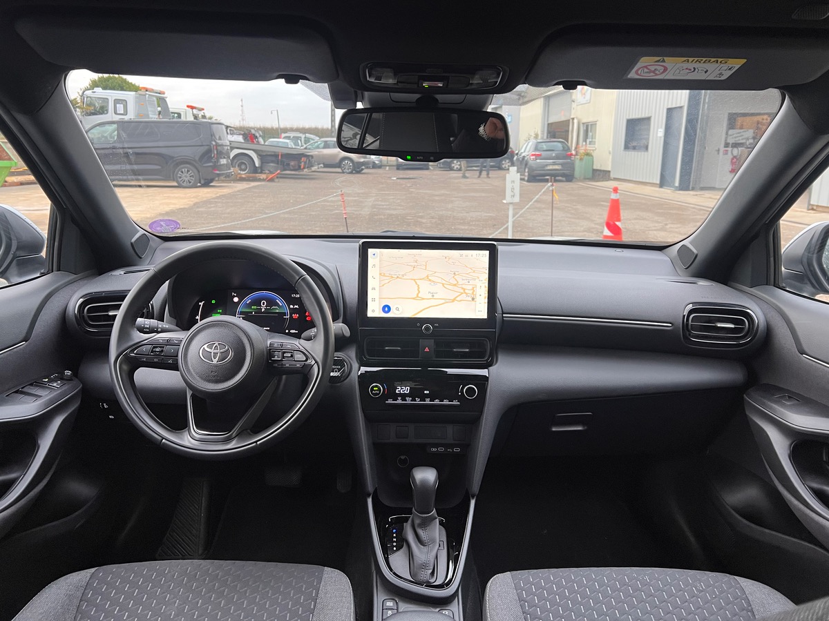 Toyota Yaris Cross 116 cv 1.5 116 Hybrid Boîte auto - VIRTUAL COCKPIT - GRAND ECRAN - CARPLAY