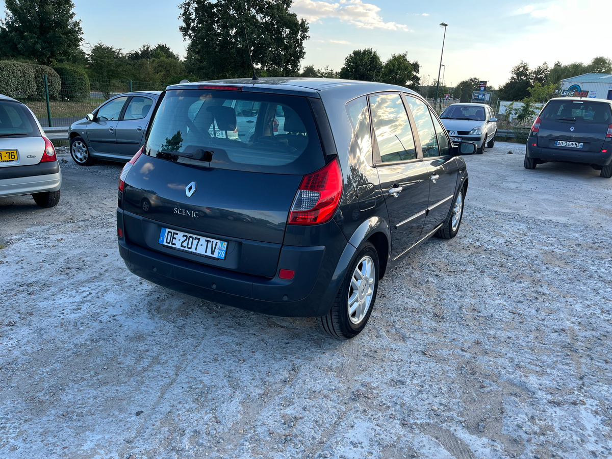 RENAULT Scenic 1.9 DCI 130CH 179555km