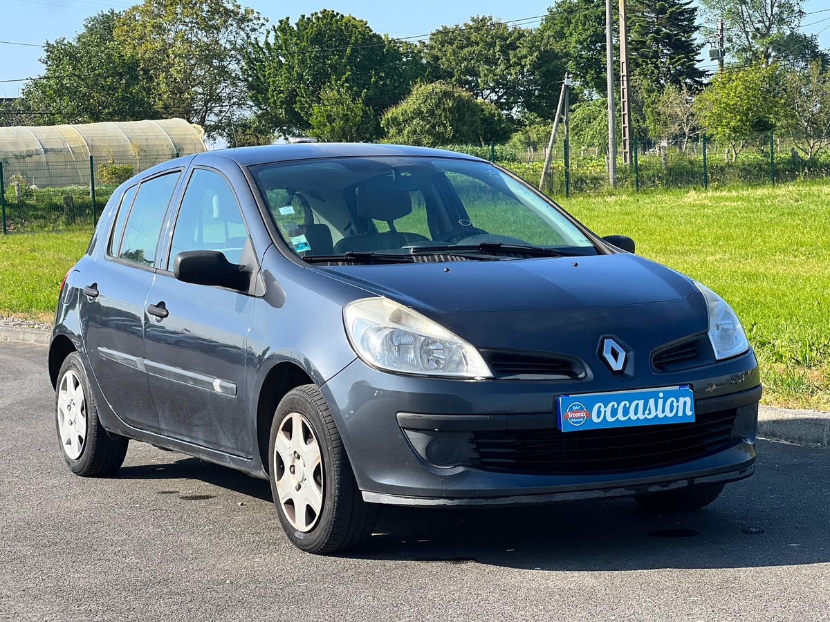 Renault Clio III 1.5 dci 85ch 5portes EXPRESSION