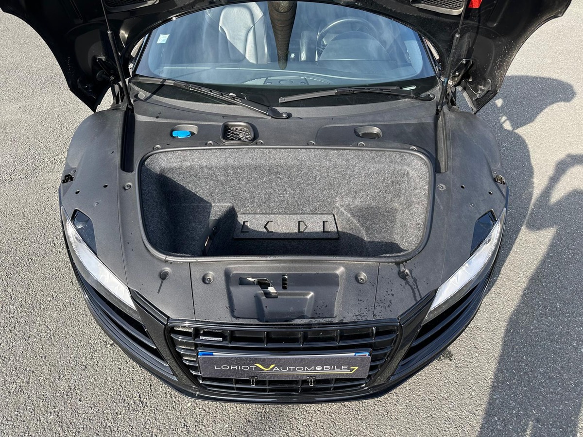 Audi R8 V10 5.2 525 Quattro