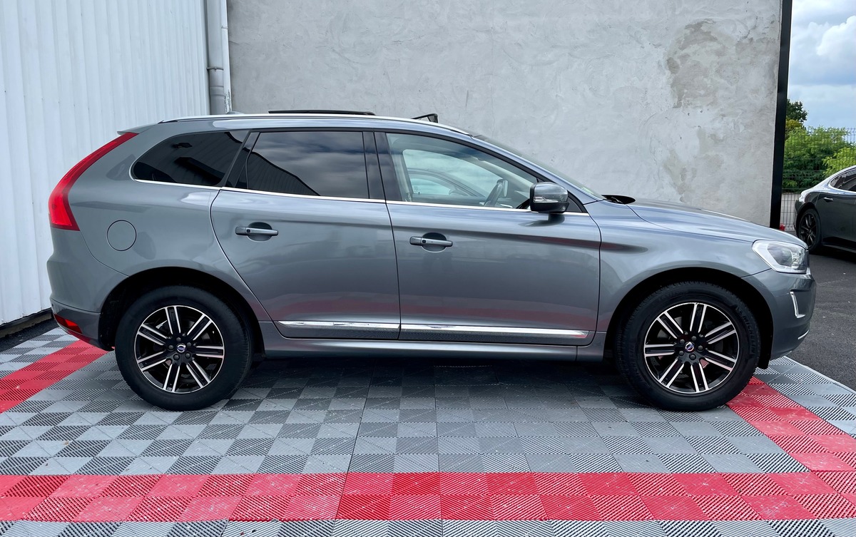 Volvo XC60 (2) 2.0 190 D4 Signature Edition Full a