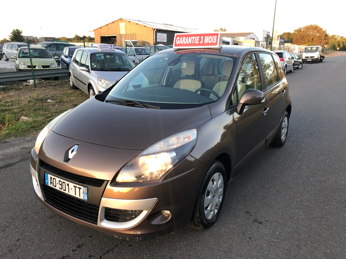 RENAULT Megane scenic 1.5 dci - 105 CV 144457 KM