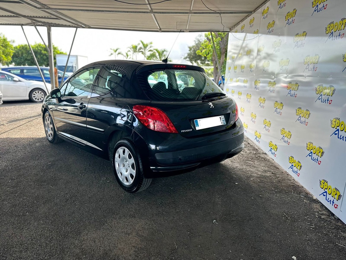 Peugeot 207 1.4 hdi  X SPORT AUTO